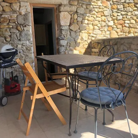 Holiday home La Confiserie Saint-Sauveur-de-Cruzieres